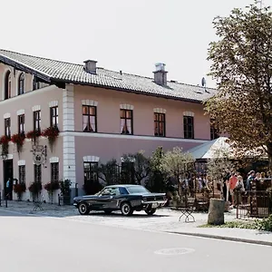 Hotel Und Hirzinger, Riedering